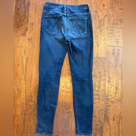 Mother The High Waisted Looker jeans in Coffee, Tea or Me? Lyocell Blend size 28 - Picture 2 of 9